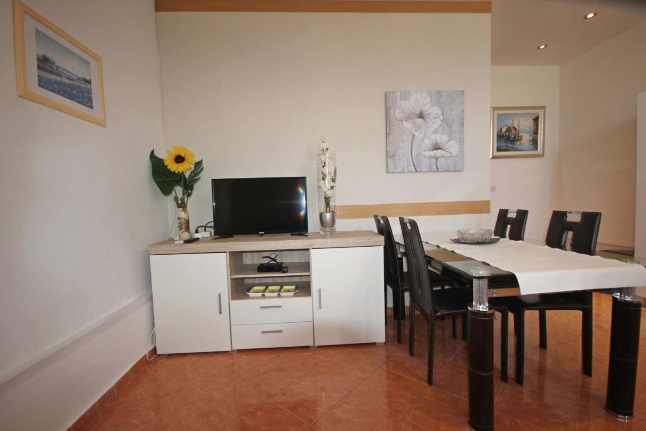 Family Apartment Mirela Borik Zadar Luaran gambar